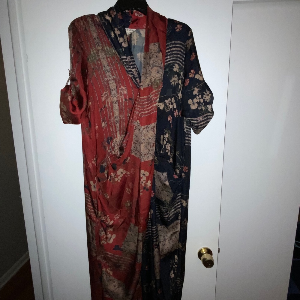 Buykud dress, Medium. Floral Print